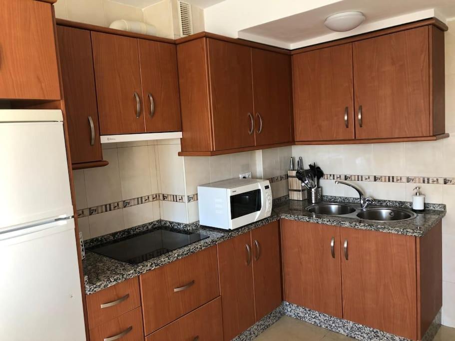 Apartamento Amplio Y Centrico ฟูเอนฮิโรลา ภายนอก รูปภาพ